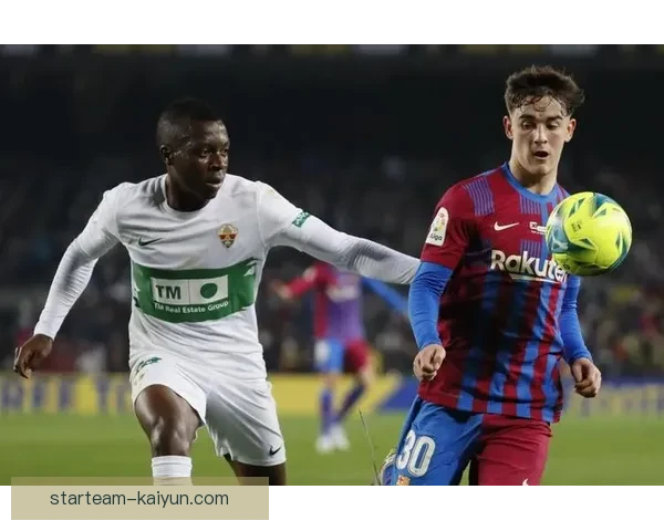 加维与哈维技术风格与中场组织能力对比分析析